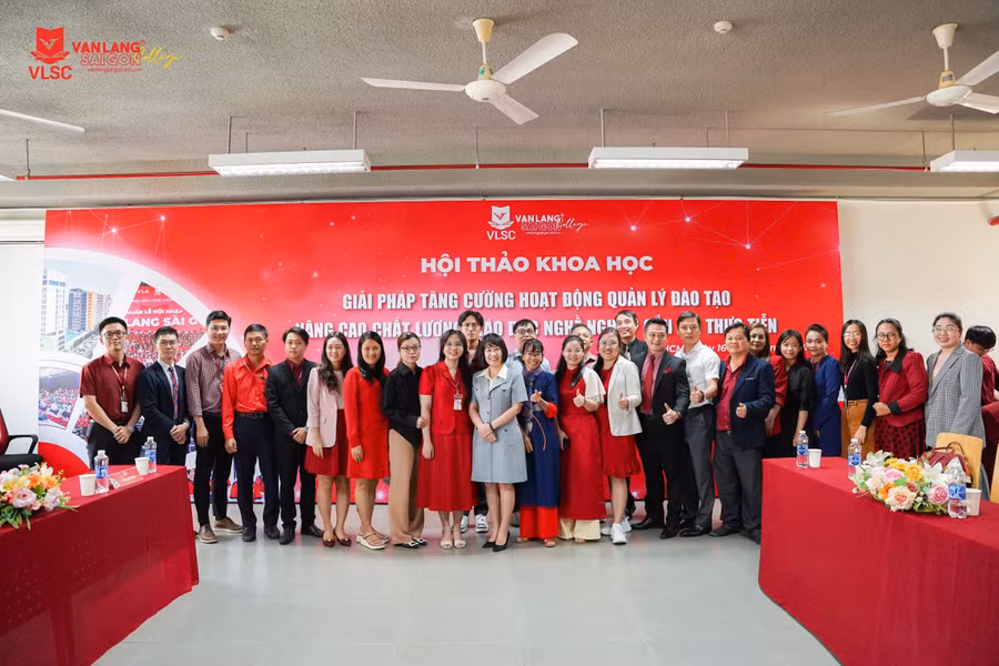Trường Cao đẳng Văn Lang Sài Gòn tổ chức Hội thảo khoa học với chủ đề “Giải pháp tăng cường hoạt động quản lý đào tạo, nâng cao chất lượng giáo dục nghề nghiệp gắn với thực tiễn”.