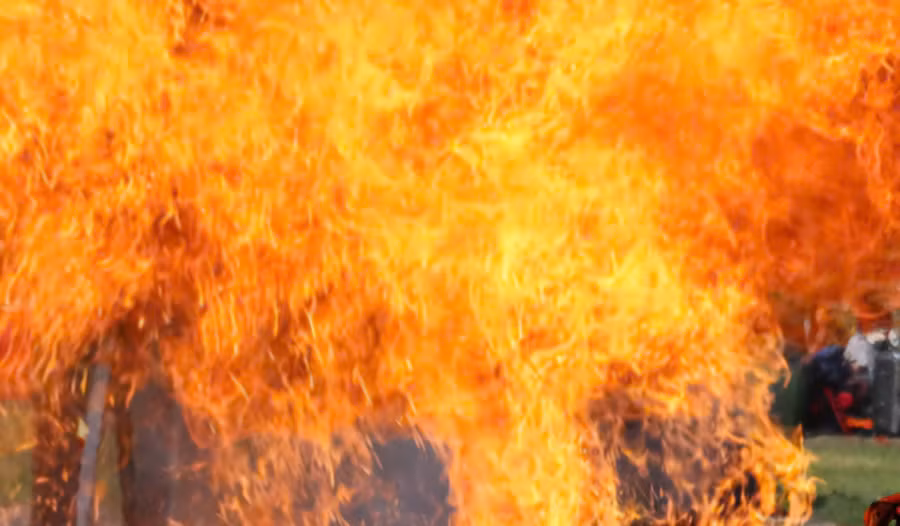 Lửa cháy nhanh khắp phòng. Ảnh minh họa