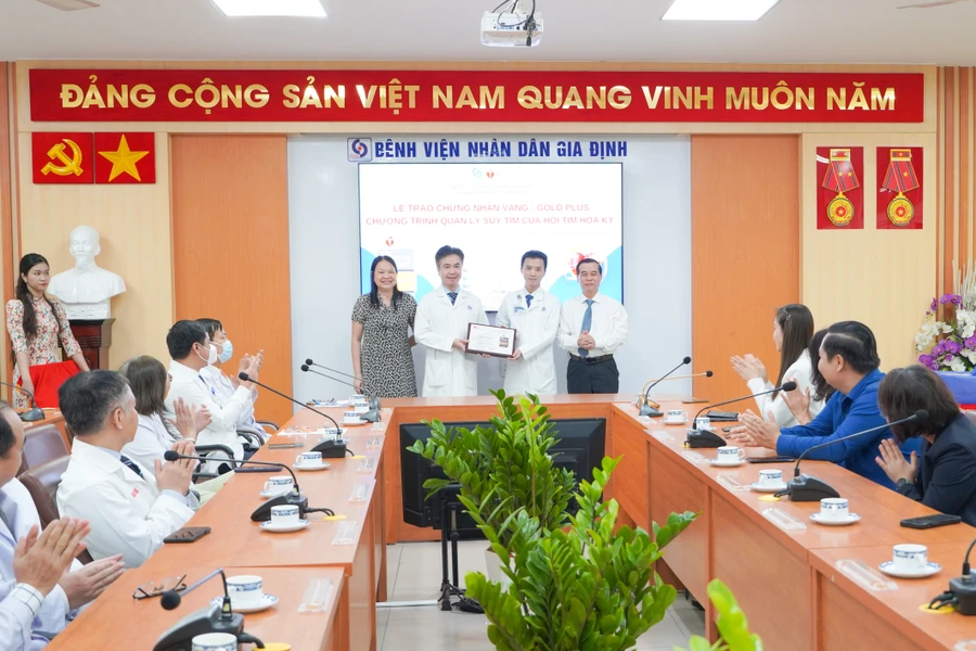 Bệnh viện Nhân dân Gia định là bệnh viện đa khoa đầu tiên tại Việt Nam đạt chứng nhận vàng trong điều trị suy tim.