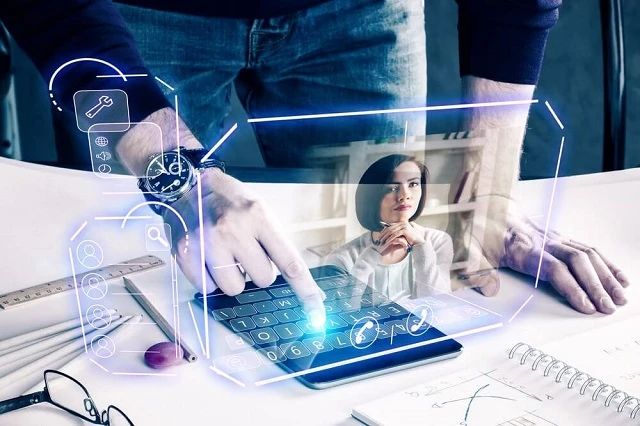 giáo dục bằng AI và Holography
