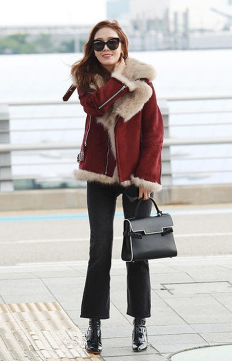 Mac dep va sang voi mau do Bordeaux - Anh 2