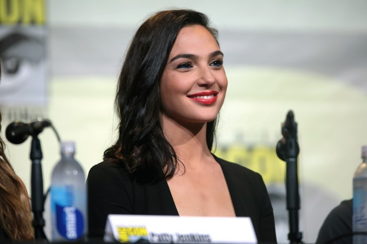 Gal Gadot: Từ hoa hậu đến ngôi sao đắt giá bậc nhất Hollywood | Báo Giáo  dục và Thời đại Online