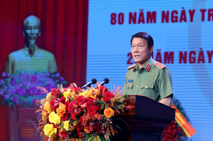 Đại tướng Lương Tam Quang, Bộ trưởng Bộ Công an phát biểu chỉ đạo tại buổi lễ. (Ảnh: MH) catp3.jpg