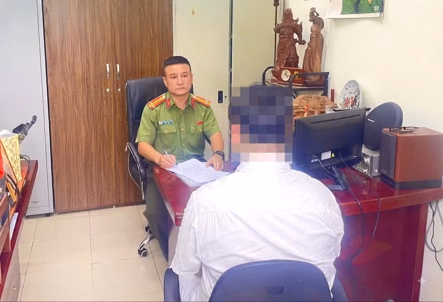 toi-pham-cong-nghe-cao-3.png
