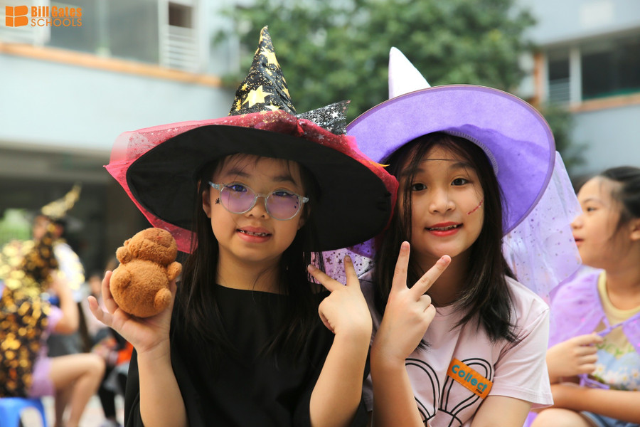 Học sinh hào hứng với lễ hội Halloween.