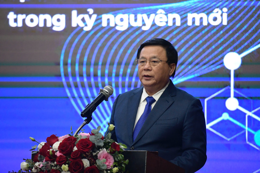GS.TS Nguyễn Xuân Thắng, Ủy viên Bộ Chính trị, Giám đốc Học viện Chính trị quốc gia Hồ Chí Minh phát biểu. z7149651863049-5f5737e29bf4fc4129ab0062f4a5ba36.jpg