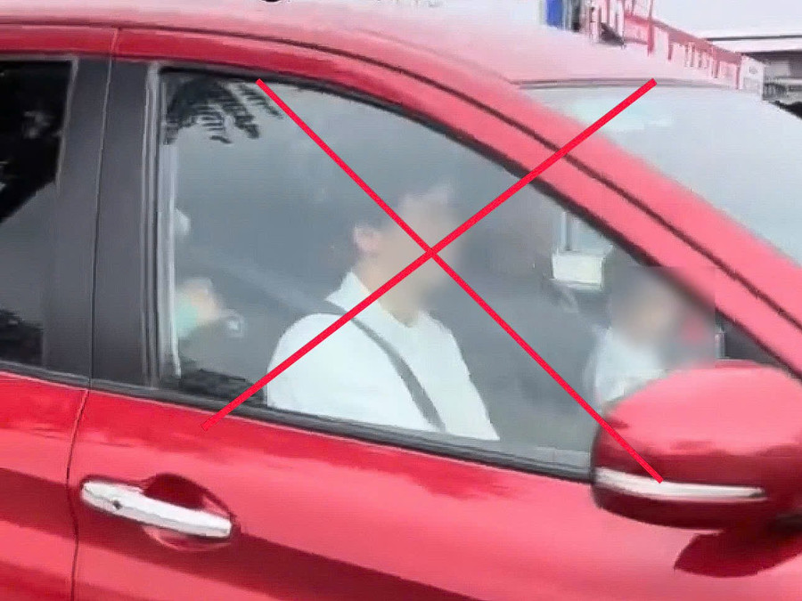 Hình ảnh người dân ghi lại sáng 22/2 trên đường Vũ Đức Thận.