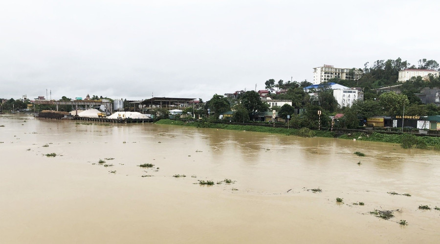 Sông Cầu, đoạn qua địa bàn phường Đáp Cầu, TP Bắc Ninh.