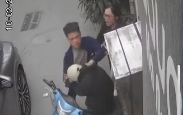 Hình ảnh được camera an ninh ghi lại.