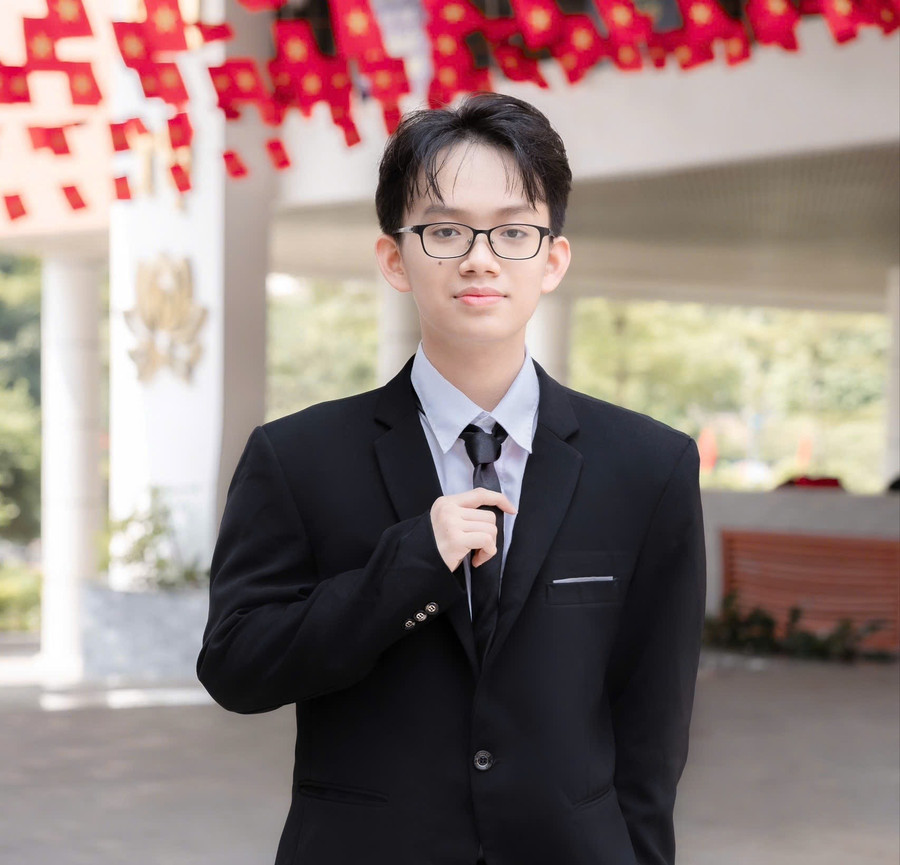 Nguyễn Quang Anh - một trong các thủ khoa kỳ thi tuyển sinh lớp 10 THPT.