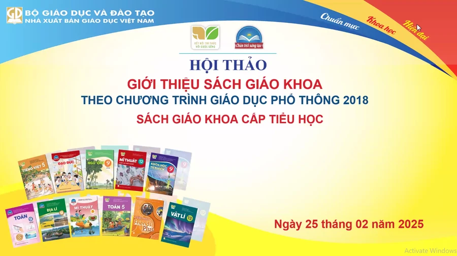 Quận Ba Đình (Hà Nội) giới thiệu sách giáo khoa cho giáo viên