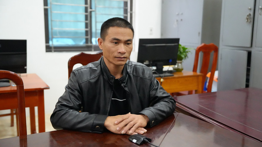 Nguyễn Văn Thâm tại cơ quan công an.