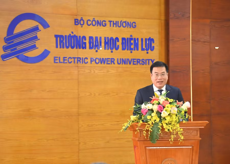 PGS.TS. Nguyễn Lê Cường phát biểu khai mạc.