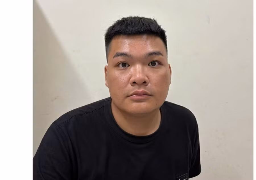 Ngô Đăng Phong tại cơ quan công an.