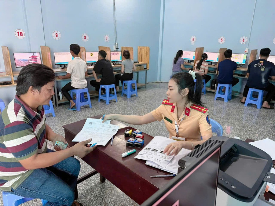 Sát hạch, cấp đổi GPLX sẽ ứng dụng công nghệ trong triển khai.