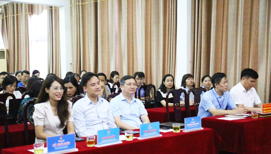 Đại biểu tham dự tại chương trình. 19-5-4.jpg