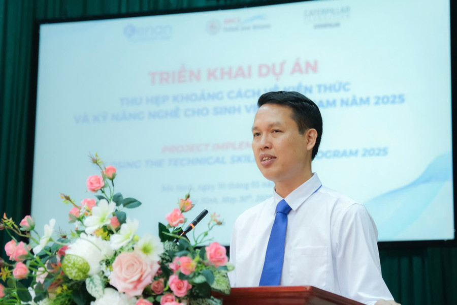Tiến sĩ Vũ Quang Khuê phát biểu tại hội nghị. khue.jpg