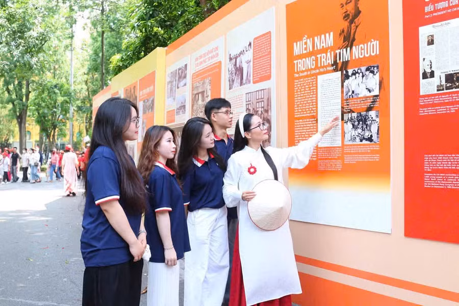 Sinh viên Học viện Hành chính và Quản trị công.