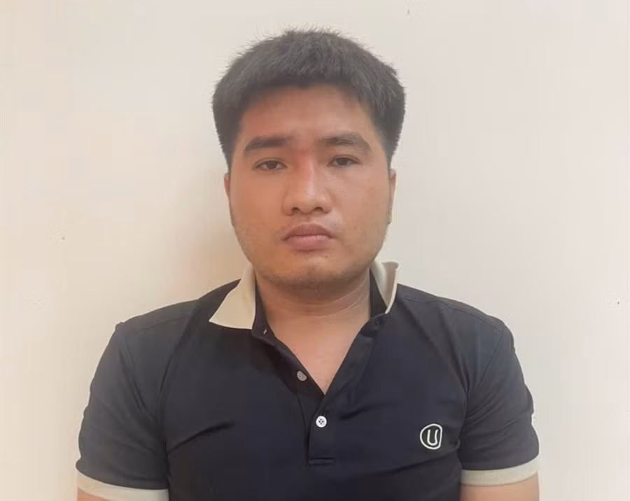 Nguyễn Thành Thông bị bắt giữ. 