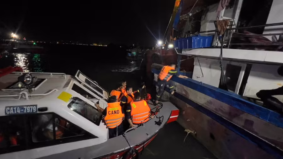 Khu vực lật tàu Vịnh Xanh 58 trên Vịnh Hạ Long.