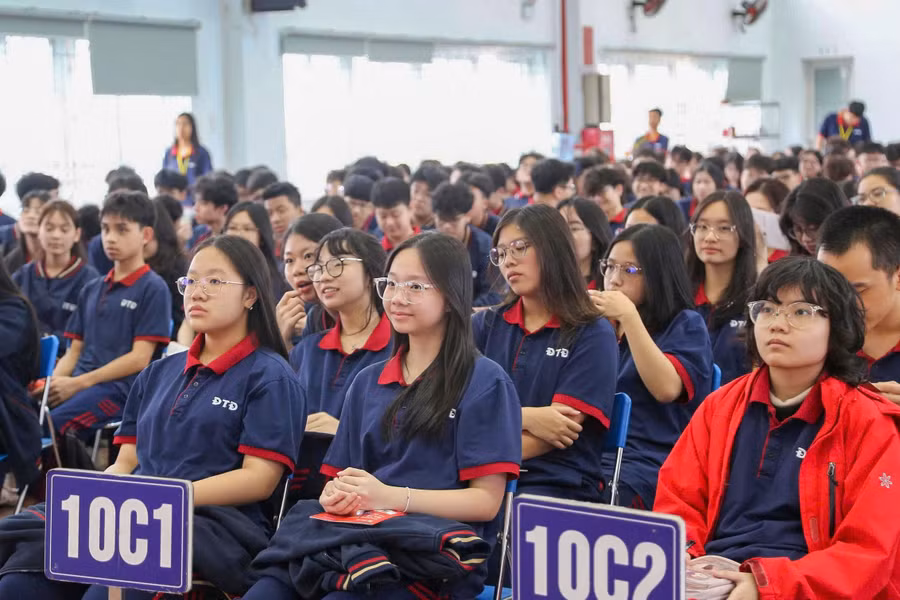 Học sinh hào hứng với chuyên đề.