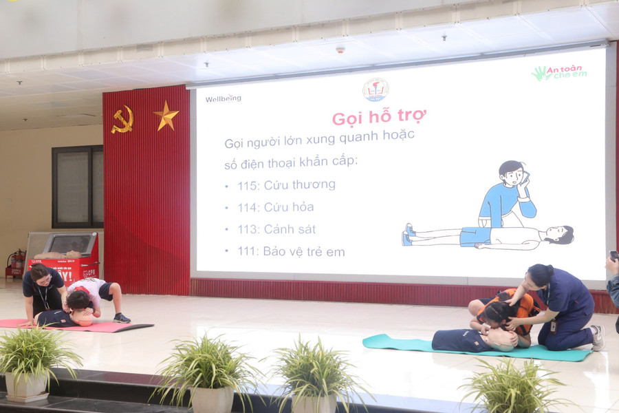 Học sinh được trang bị kỹ năng phòng chống đuối nước. kd-6.jpg