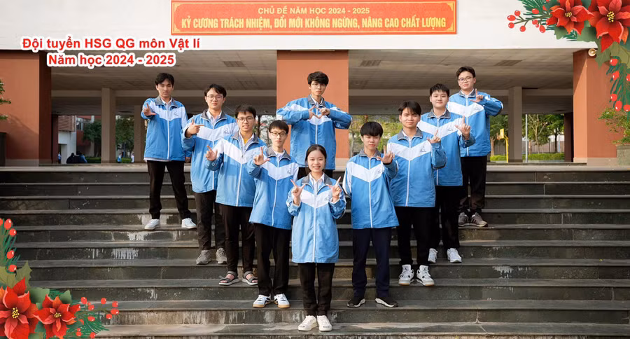 Đội tuyển học sinh giỏi môn Vật lý Trường THPT Chuyên Bắc Ninh (ảnh NTCC).