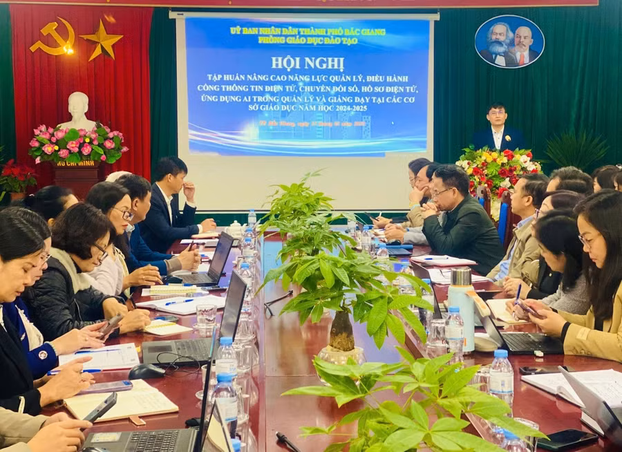 Quang cảnh hội nghị tập huấn.