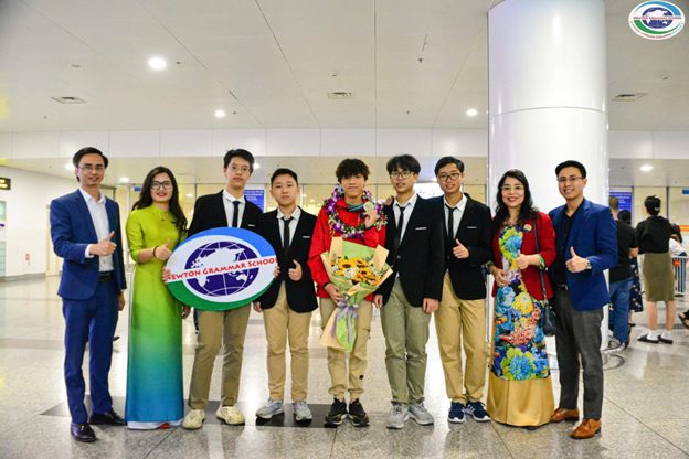 Minh Khánh xuất sắc giành Huy chương Bạc tại Olympic Khoa học trẻ quốc tế (IJSO) 2023. picture3.png
