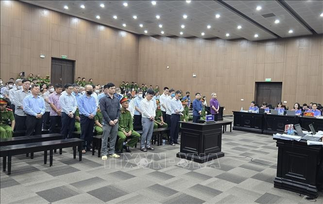 Các bị cáo tại Tòa. xet-xu2.jpg