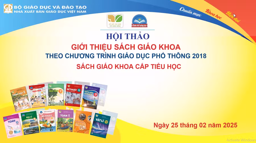 Quận Ba Đình (Hà Nội) giới thiệu sách giáo khoa cho giáo viên