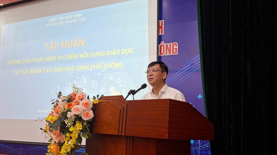 Ông Nguyễn Như Học - Trưởng phòng Giáo dục Trung học, Sở GD&ĐT Bắc Ninh phát biểu.