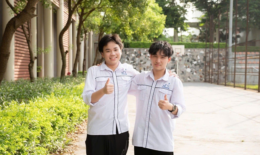 Em Nguyễn Trần Hiệu (bên phải) và Hà Tuấn Kiệt (bên trái).