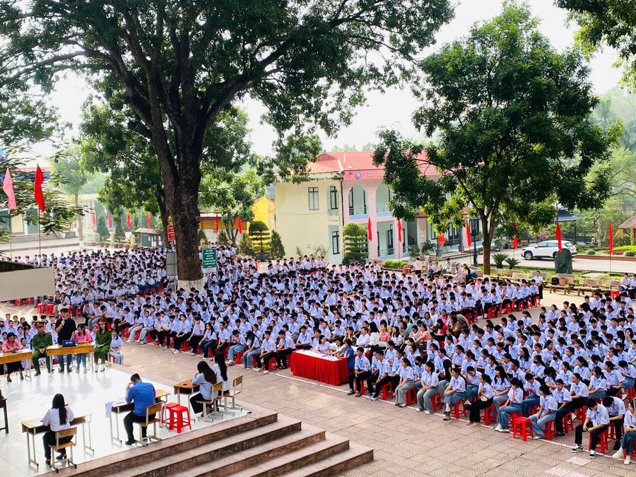 Quang cảnh phiên tòa giả định.