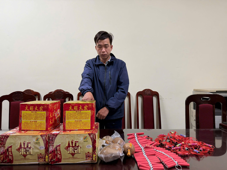 Một số tang vật cơ quan chức năng phát hiện, thu giữ.