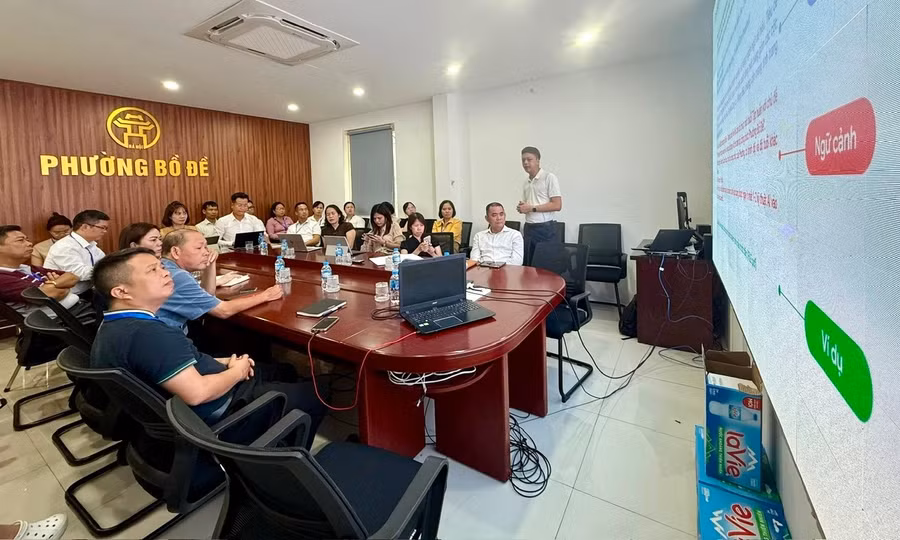 Quang cảnh buổi tập huấn.