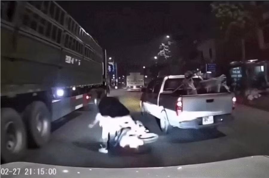 Hình ảnh trích lại từ camera hành trình.