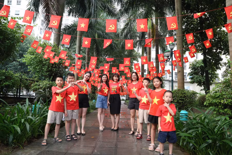 Hà Nội chứng kiến sự bùng nổ trong hoạt động du lịch dịp 2/9.