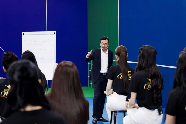 Ông Thái Hoàng Sơn - CEO Bệnh viện Thẩm mỹ SIAM Thailand đồng hành cùng MIQVN qua 5 mùa cuộc thi.