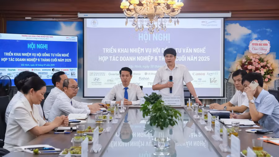 Ông Đoàn Xuân Thanh – Phó Giám đốc Sở GD&ĐT tỉnh Bắc Ninh phát biểu.