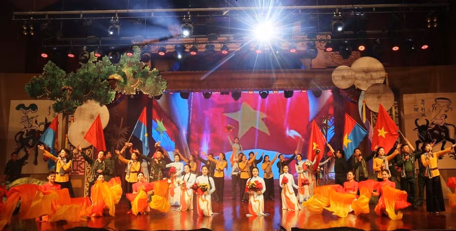 Nhiều hoạt động văn hóa chào mừng kỷ niệm 50 năm Ngày Giải phóng miền Nam 30/4.