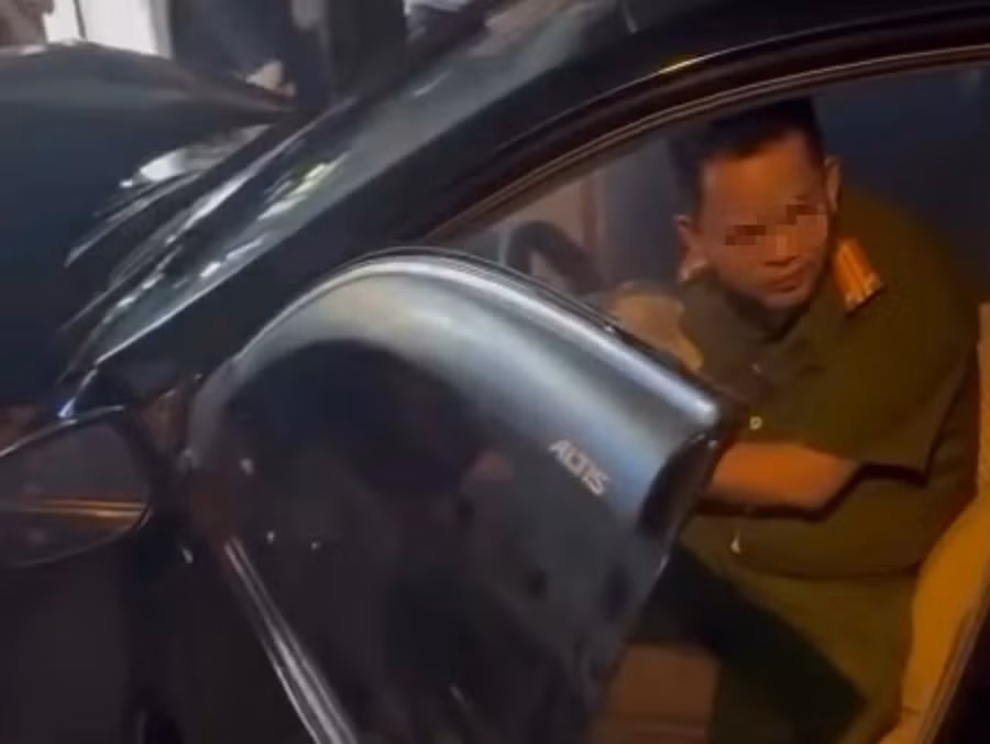 Hình ảnh ông Ph. sau khi gây tai nạn được camera người dân ghi lại.