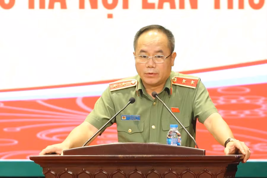 Trung tướng Nguyễn Thanh Tùng, Giám đốc Công an TP Hà Nội chủ trì hội nghị.