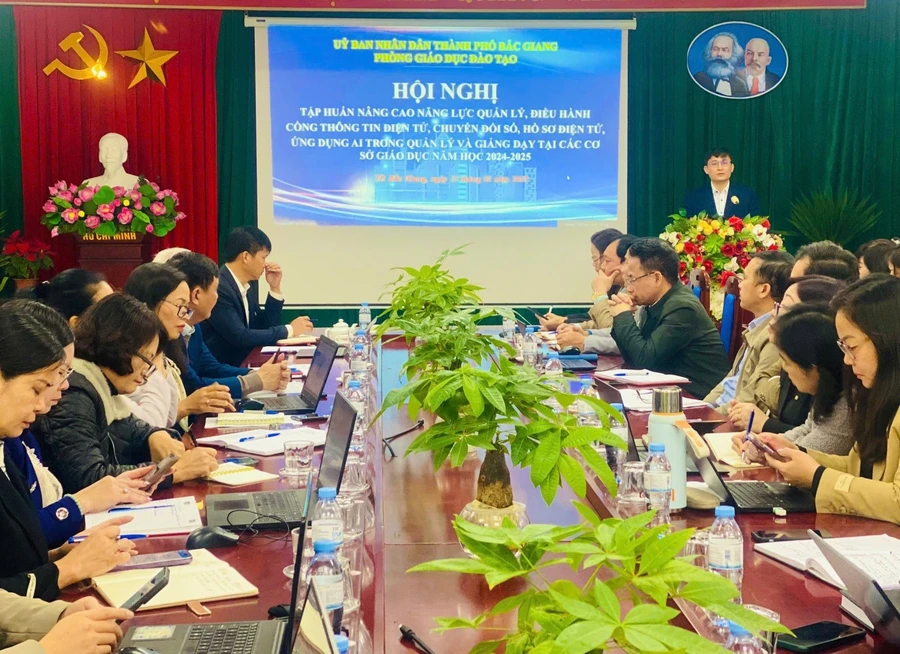Quang cảnh hội nghị tập huấn.