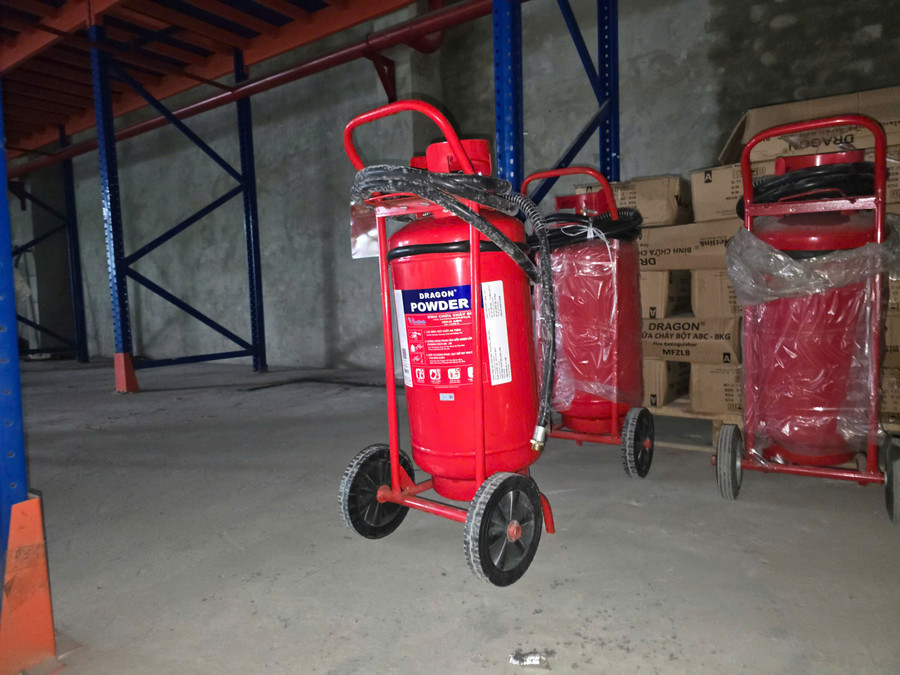 Bình chữa cháy nhãn hiệu DRAGON là hàng giả (Ảnh CAHN).