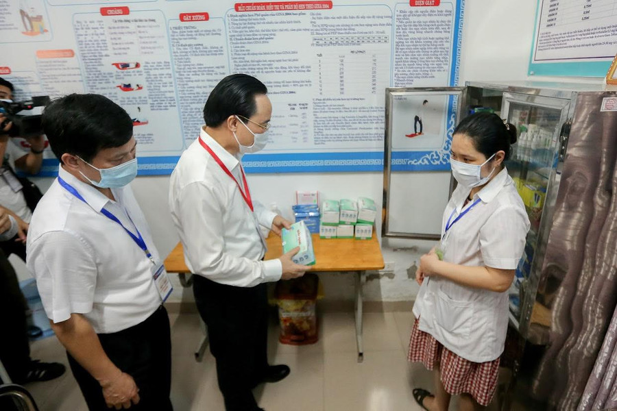 Bộ trưởng Phùng Xuân Nhạ: Dù hoàn cảnh nào cũng phải bảo đảm Kỳ thi an toàn, đúng quy chế ảnh 3 Bộ trưởng Phùng Xuân Nhạ: Dù hoàn cảnh nào cũng phải bảo đảm Kỳ thi an toàn, đúng quy chế ảnh 3
