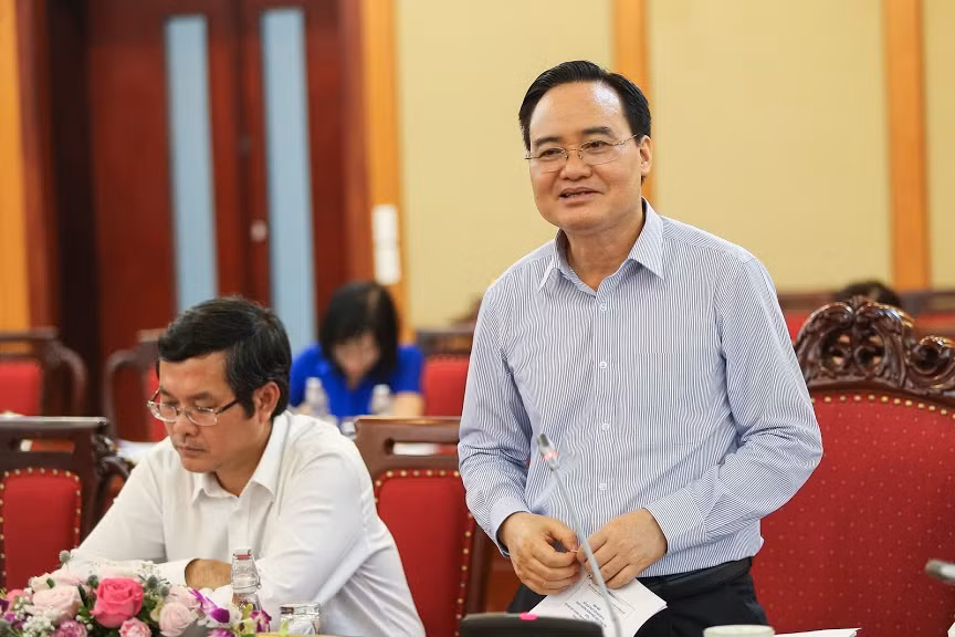 Đẩy mạnh hoạt động khoa học công nghệ, chuyển đổi số trong Giáo dục