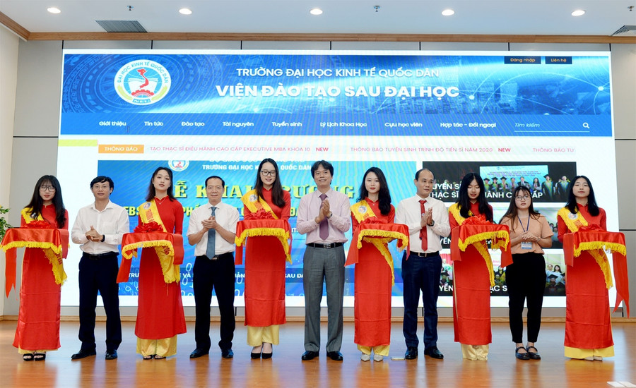 Trường ĐH Kinh tế Quốc dân khai trương phần mềm quản lý đào tạo sau đại học