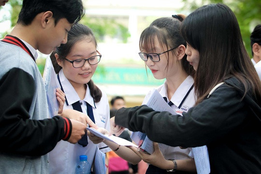 Chính phủ giao Chủ tịch UBND tỉnh chịu trách nhiệm toàn diện về Kỳ thi tốt nghiệp THPT tại địa phương ảnh 2 Chính phủ giao Chủ tịch UBND tỉnh chịu trách nhiệm toàn diện về Kỳ thi tốt nghiệp THPT tại địa phương ảnh 2