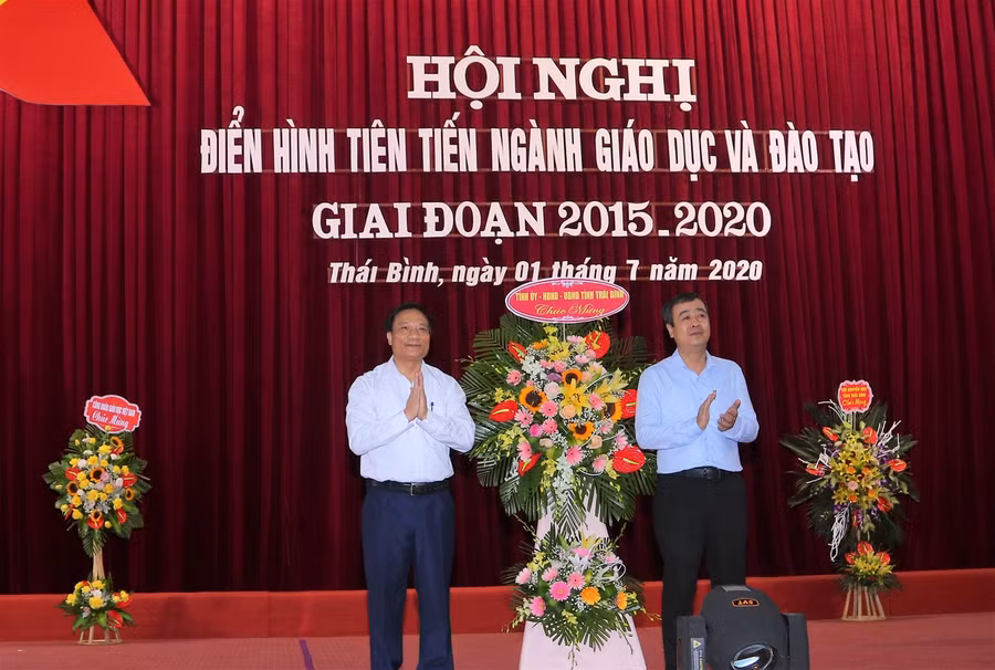 Phó Chủ tịch UBND tỉnh Thái Bình: Đội ngũ nhà giáo đã nỗ lực, sáng tạo không ngừng ảnh 3